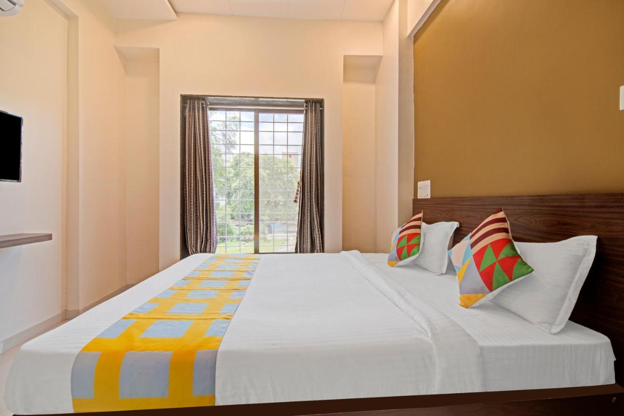 Oyo Home 79557 Elegant Stay Baner Pune