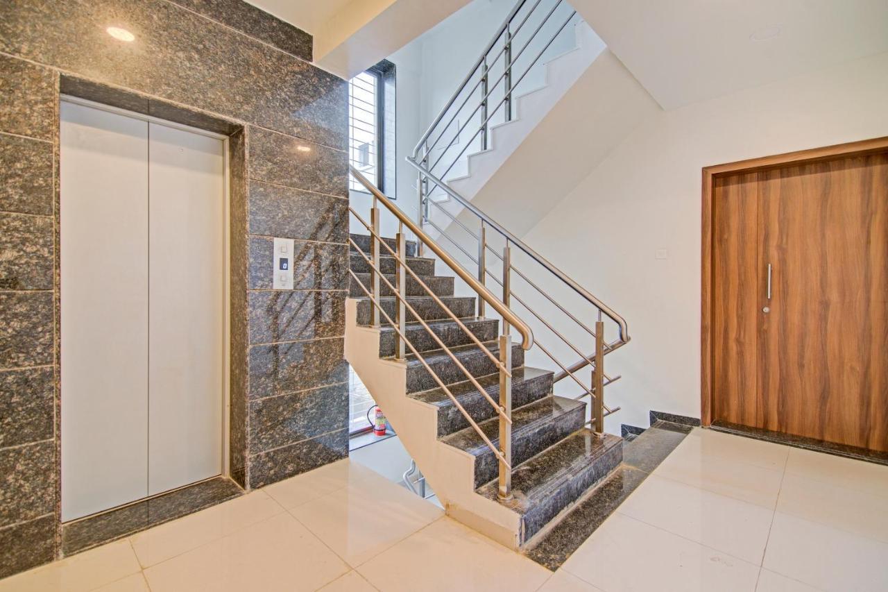Guest house Oyo Home 79557 Elegant Stay Baner Pune