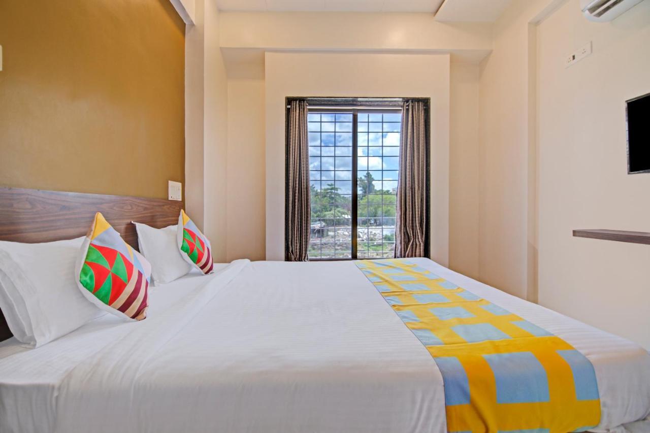 Oyo Home 79557 Elegant Stay Baner Pune